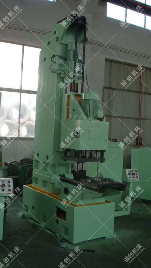 汽车差速器壳立式（shì）锪（huō）平（píng）机床