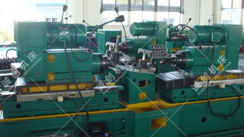 拖拉机前桥壳体四（sì）轴粗镗机床